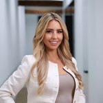 Isabelle Schuble | 5X MEDIA