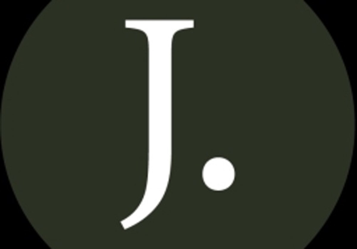 SEO-Friendly Portfolio for Designer - Julieta Zerial