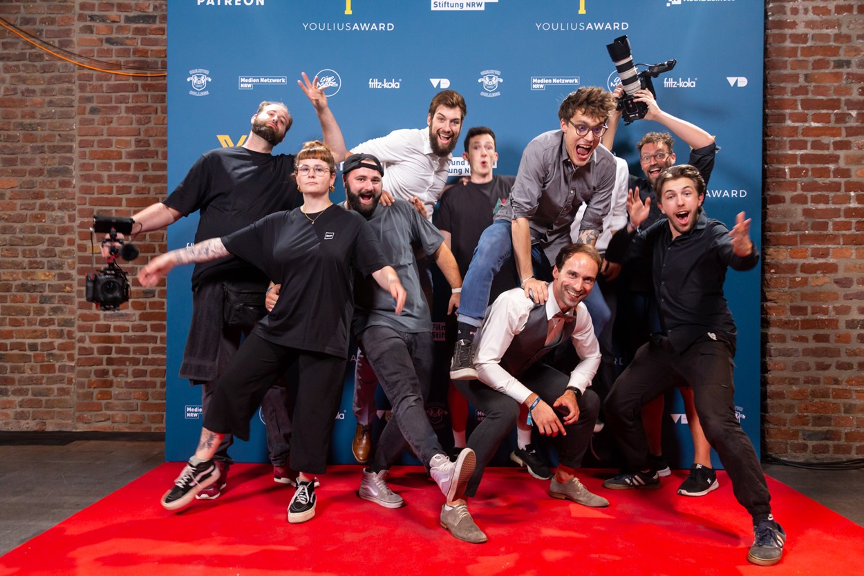 cineMars Team