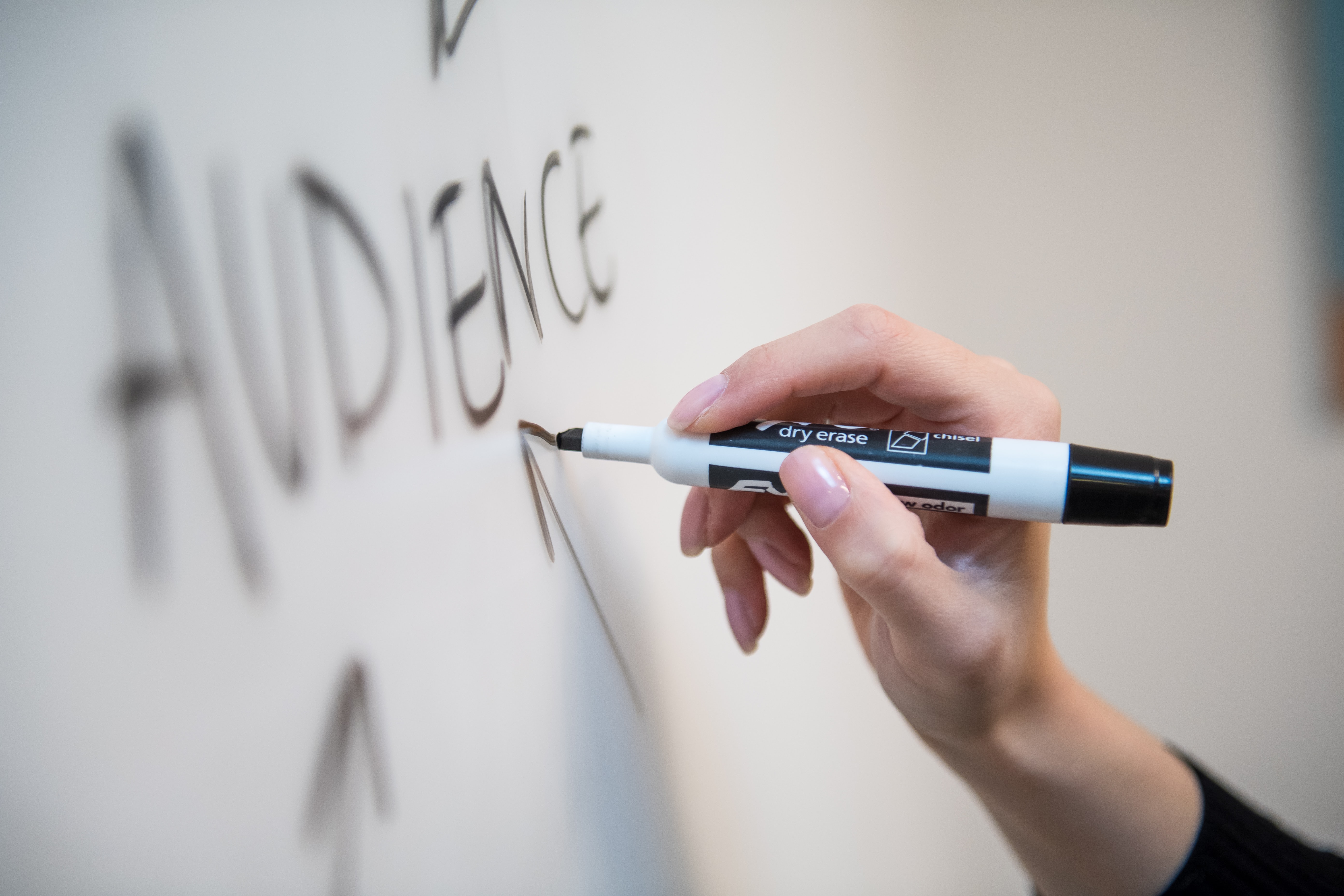 Finzel Public Relations, S.L. Headerbild