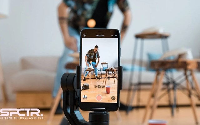 SPCTR. GmbH Project - Von Null auf Play