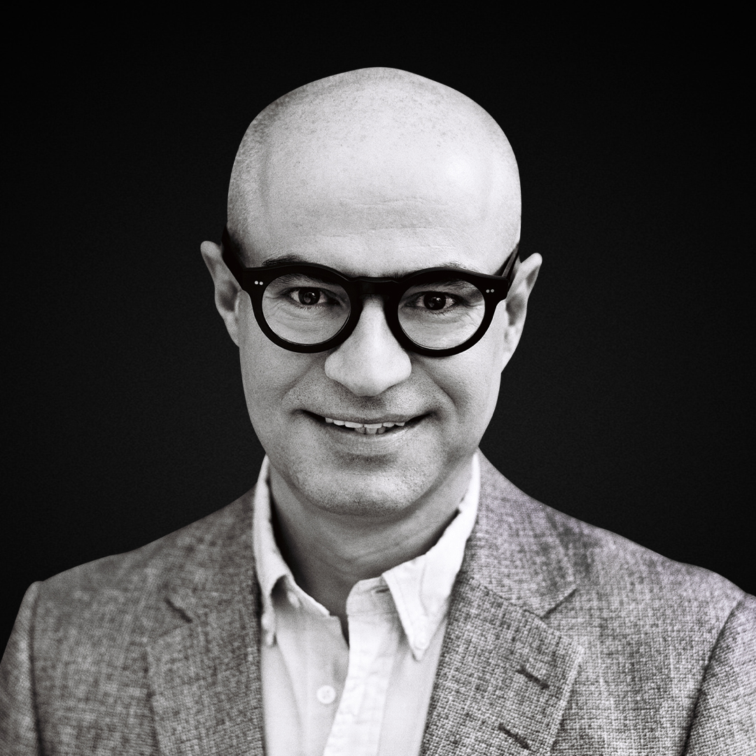 Automated process optimization through AI - Tailor-made LLM platform for intelligent workflows