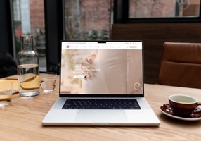 Blok56 Project - Brand Identity & Website Design DAY Midwives