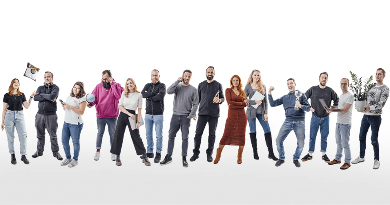 famefact socia media Team